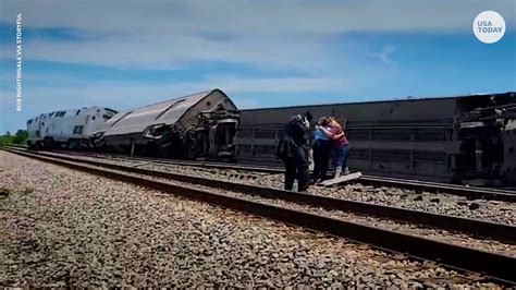 Multiple Fatalities After Amtrak Train Derailment In Missouri