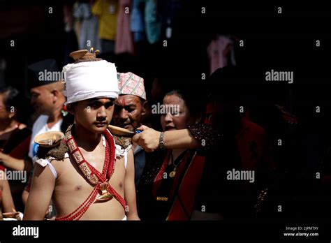 Bhaktapur Bagmati Nepal 19th Aug 2022 Devotees With Lit Oil Lamps