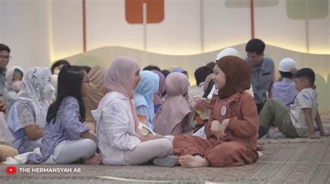 Potret Arsy Dan Arsya Ikut Pesantren Nangis Terharu