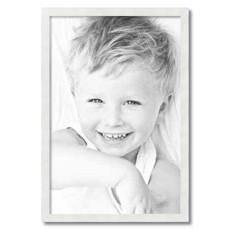 This 20 x 30 frame is surprisingly lightweight for its large size 16