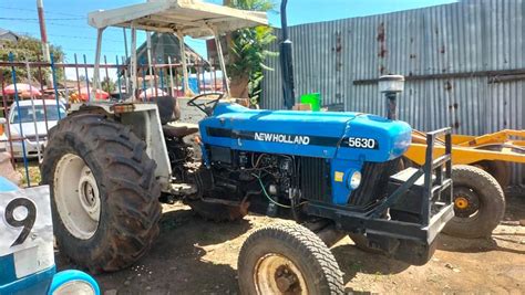 New Holland 5630 Hello Tractor