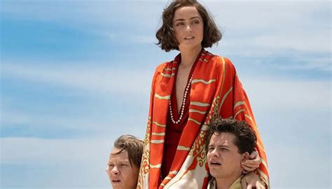 Ana de Armas recalls facing real-life danger on film set