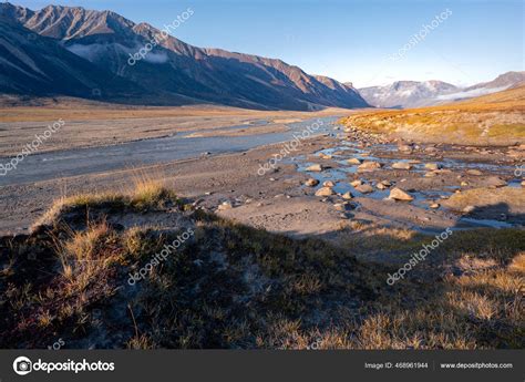 Owl River Bed Arctic Remote Valley Akshayuk Pass Nunavut Beautiful