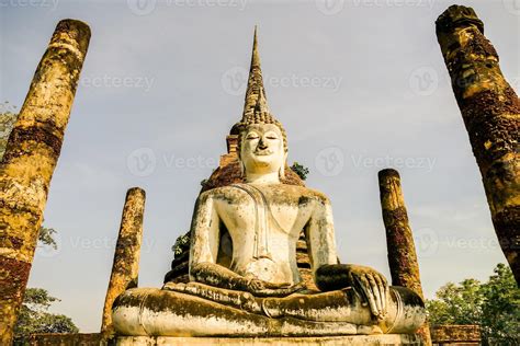 Ancient temple in Thailand 22951199 Stock Photo at Vecteezy