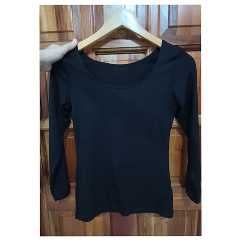 Uniqlo HeatTech, Women's Fashion, Tops, Longsleeves on Carousell