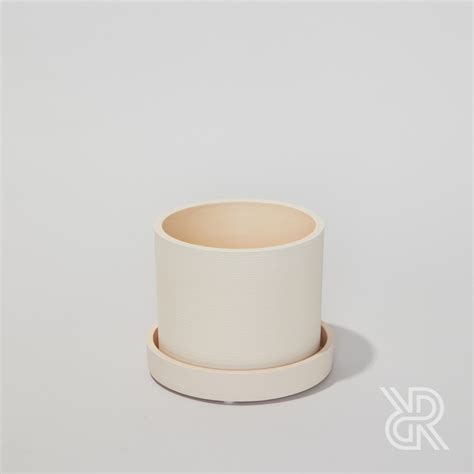 Кашпо и горшки для растений в Москве