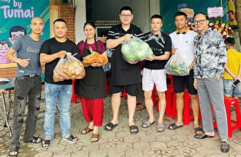 V Ch Ng Hot Tiktoker X Ngh M B P N Ng C Nh B Nh Vi N