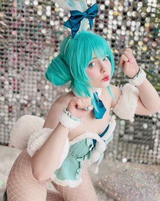 Saya Scarlet Nude Pictoa