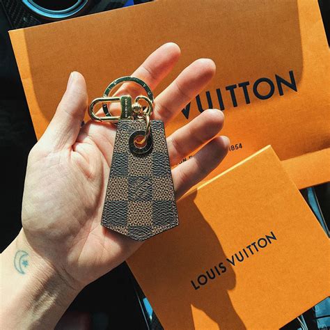 Chuy N H Ng Hi U C A Gia Nh Hot Nh T Mxh Nh Cam Qu N Qu N D Nh Xo I Nh U C Ng Kh Ng