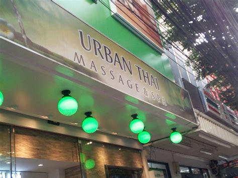 URBAN THAI バンコク シーロムスリウォン 本格マッサージ整体スパ World Gay Guide