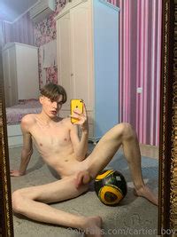 Naked Guys Selfies In The Mirror Page 3 LPSG
