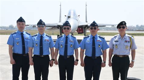 republic  korea air force chief  staff visits air force station gwalior