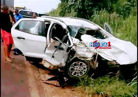 TragÉdia Motorista Sobrevive E Mulher Morre Após Colisão Frontal Entre