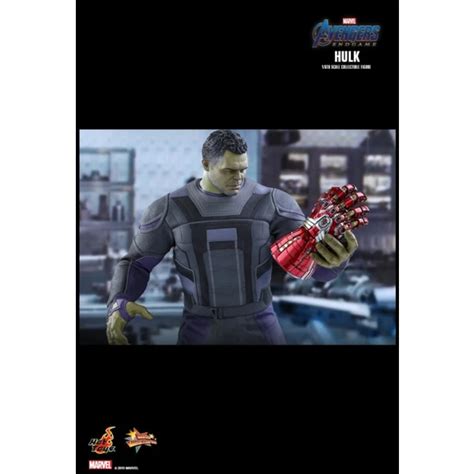 Hot Toys Hulk MMS Avengers Endgame Series