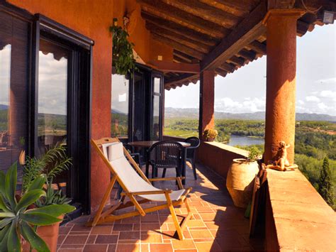 El Balcó de Miravet Casa Rural Gay el mejor turismo rural gay friendlyCasa Rural Gay el