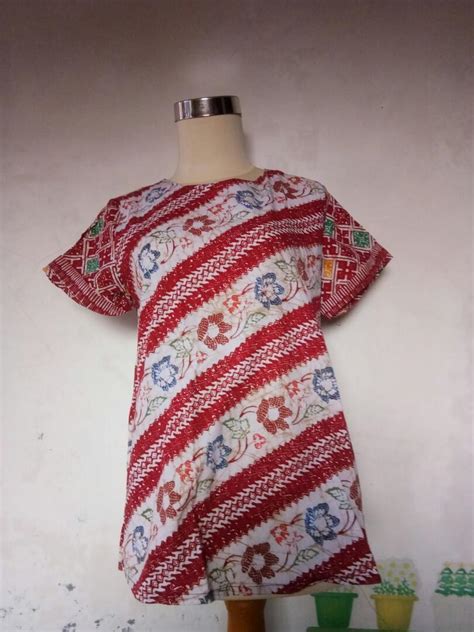 batik merah putih on Carousell