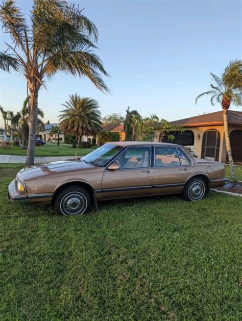 1988 Oldsmobile Delta 88 Sedan Brown FWD Automatic ROYALE For Sale