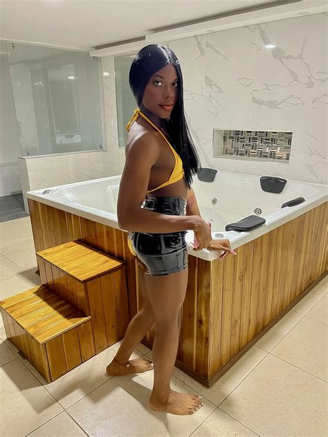 Hot Black Woman With Nice Lingerie Nude Pics Xhamster