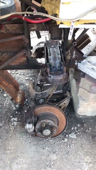 Передняя подвеска самого большого велосипеда в мире! - YouTube