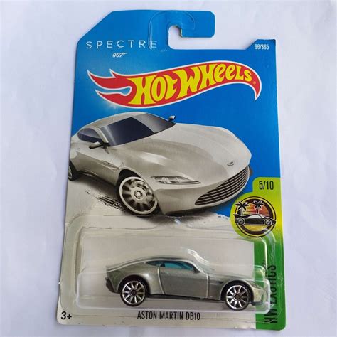Hot Wheels Aston Martin Db Hw Exotics Grey Scale Shopee Malaysia