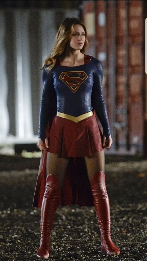 Melissa Benoist In Her Suit Is So Damn Hot Scrolller