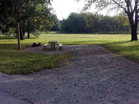 Take a trip to Bucksaw Campground - Outdoorsy in Clinton, MO | Outdoorsy