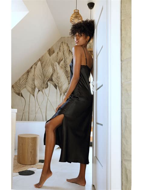 DKaren Lingerie Halka Abeni Czarny Classic Fit Modivo Pl