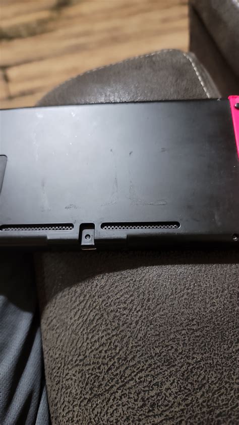 Does anyone know how to tell version without back? : r/Switch