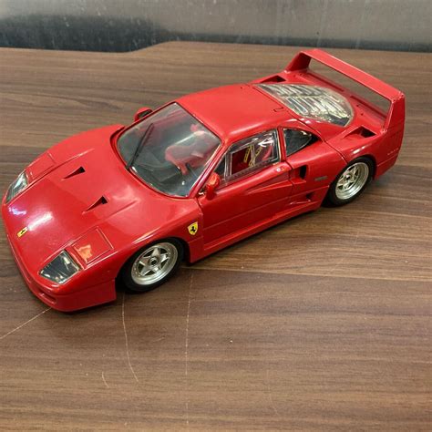 Yahoo オークション Hot Wheels ホットウイール 1 18 FERRARI F40 ミ