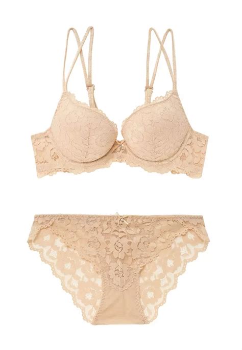 Buy Zitique Women S Newest French Style Elegant Sexy Under Wired Thick Pad Push Up Lace Lingerie