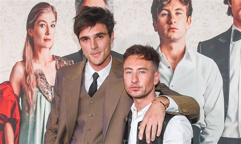 Jacob Elordi Y Barry Keoghan Se Besan En El Estreno De Saltburn Y Sus