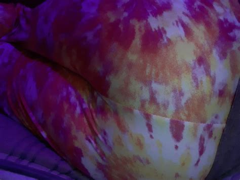 First Post Me In Yoga Pants Shows My Ass Look Scrolller