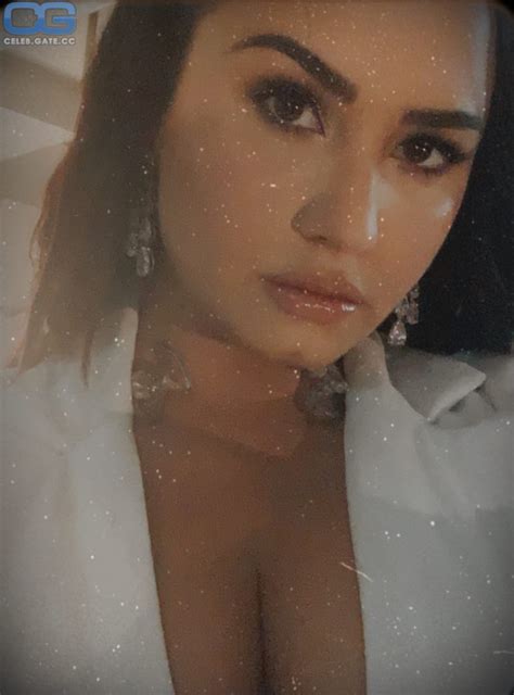 Demi Lovato Nude Pictures Onlyfans Leaks Playboy Photos Sex Scene Uncensored