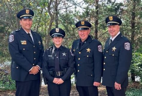 Officer Ramsey Graduates Cr Village Of Barrington Hills