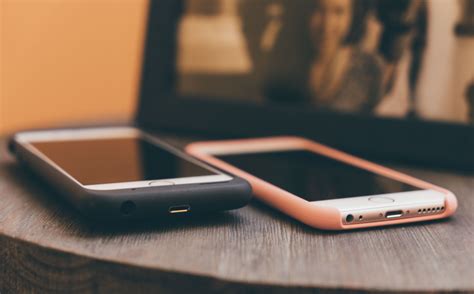 The Apple Smart Battery Case Review — Tools and Toys