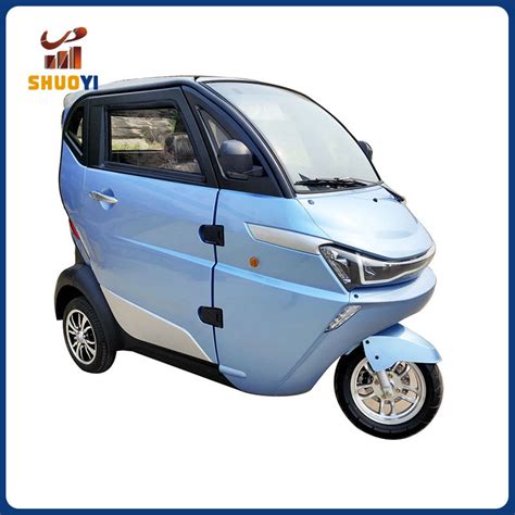 EEC Euro5 Fully Enclosed Moped Long Range Passenger Three Wheel Scooter