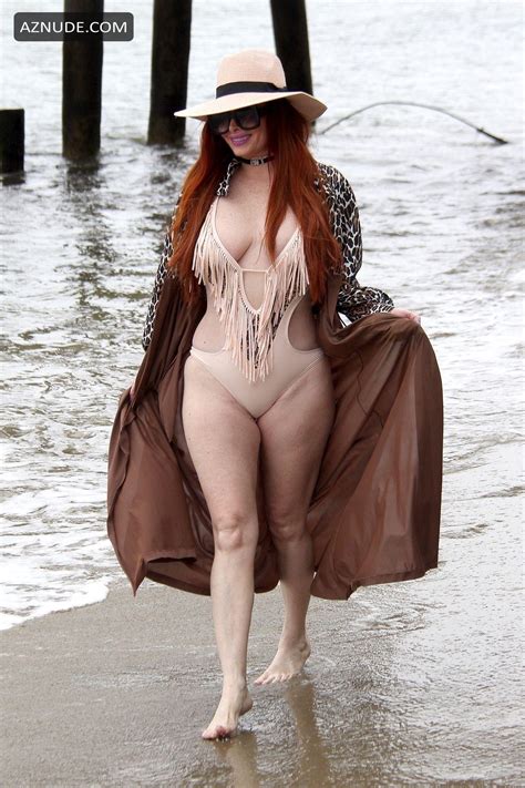Phoebe Price Sexy For A Photoshoot In Malibu And Rocks A Nude Bikini Under A Printed Beach Cover