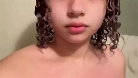 MOLLIGE FETTE GEILE BBW AAMIRA FAITH ARDALAN SPIELT MIT IHRER FETTEN MUSCHI UND IHREM ARSCH