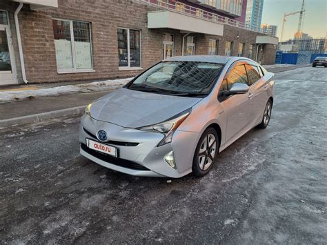 Купить б у Toyota Prius IV XW50 1 8hyb AT 98 л с гибрид автомат в