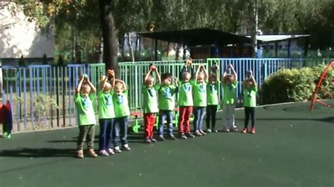 Большая игротека. Подвижная игра "Бусинки" - YouTube