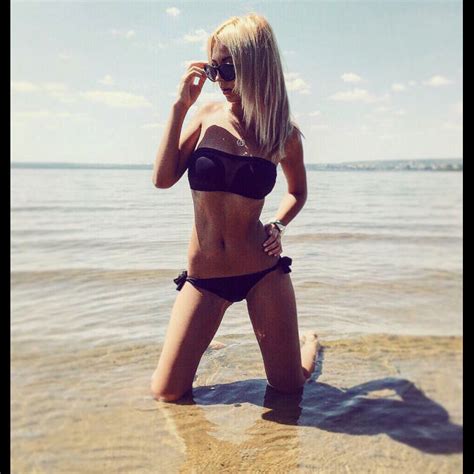 8 Hot Sexy Ekaterina Kozlova Bikini Pics