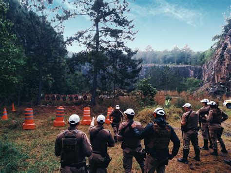 Policiais Militares Rodovi Rios Passam Por Capacita O O Atl Ntico