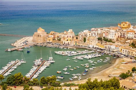 Castellammare Del Golfo Sicily The Thinking Traveller