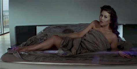 Naked Elina Born Added By Ka