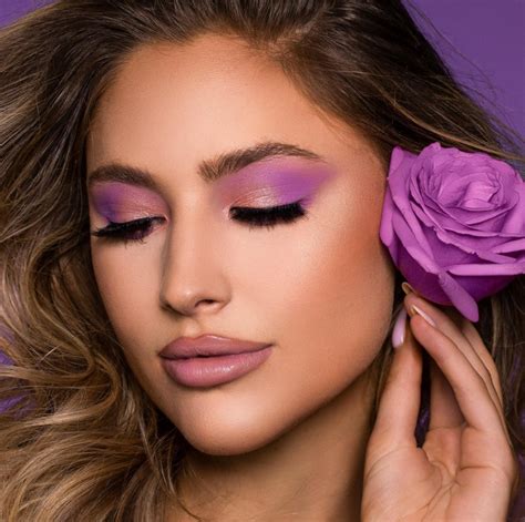 New Makeup Violet Voss Sweet Violet Fun Sized Eyeshadow Palette