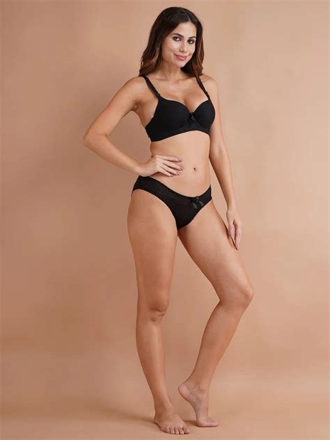 Lingerie Modeling Photo Shoot Service At Piece In New Delhi ID