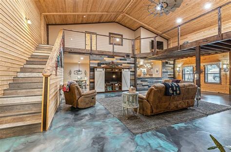 7 Unique Pole Barn Home Interiors