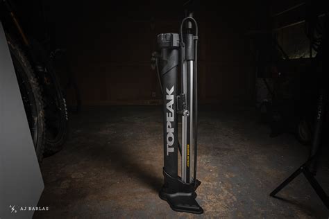 Topeak JoeBlow Booster Floor Pump Review
