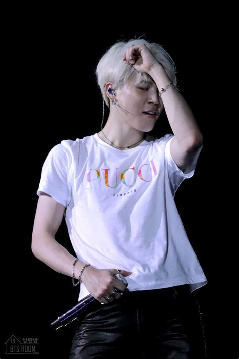 BTS Room 방탄방 防彈房 on Twitter Jimin Jimin hot Park jimin cute