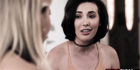 Hot Teen Paige Owens Enjoyed Pussy Licking By MILF With Perfect Big Ass Casey Calvert